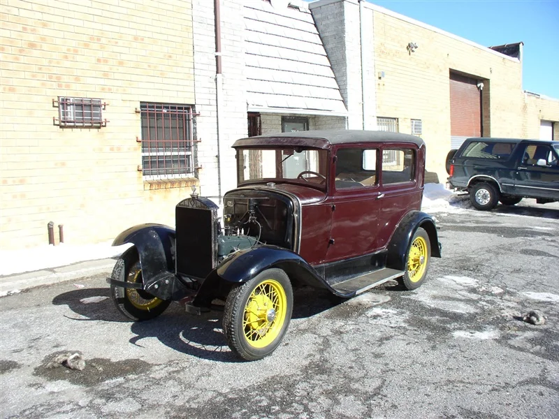 classic car open engine